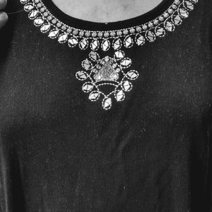 Fancy black sleeveless tee